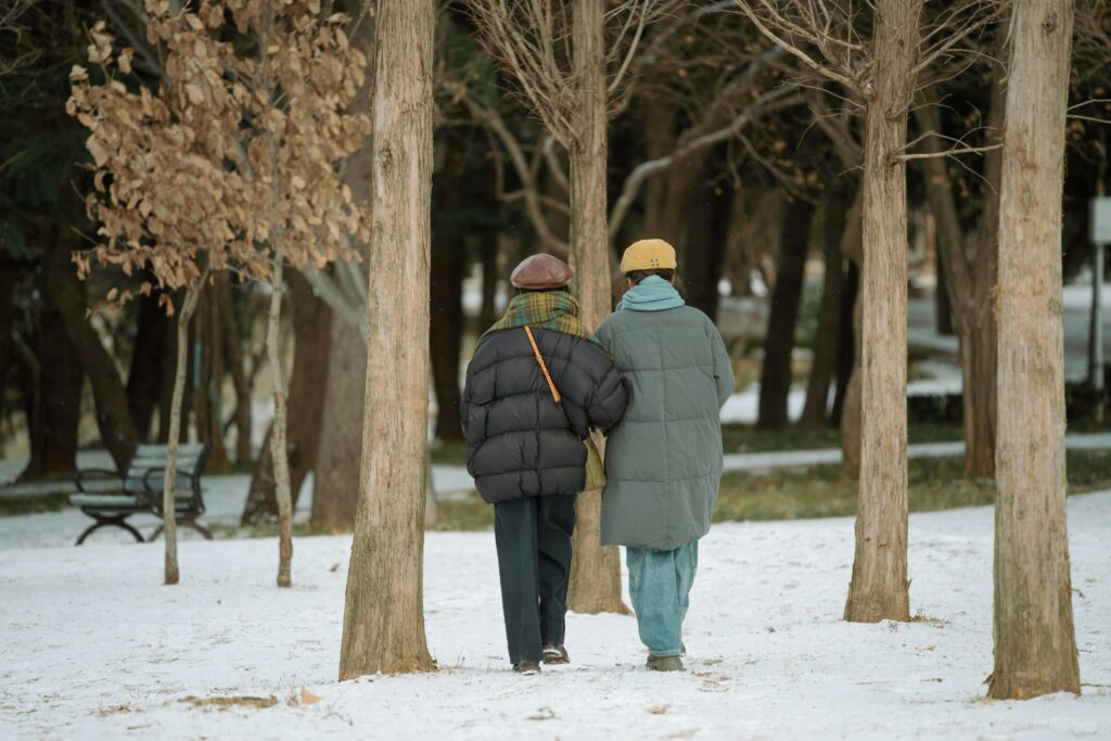 How In-Home Care Services Help Seniors Stay Healthy During Winter Months
